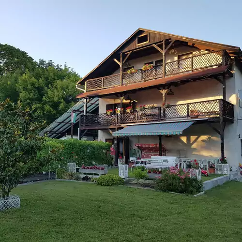 Villa Negra Retro Panzió Balatonföldvár 001 kép