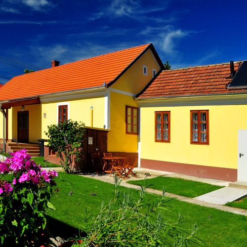 Kép belső udvarról