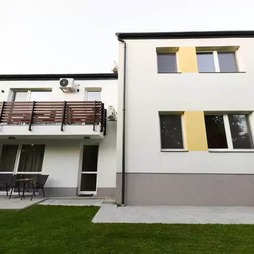 Suri Bau Apartman Mosonmagyaróvár 004 kép