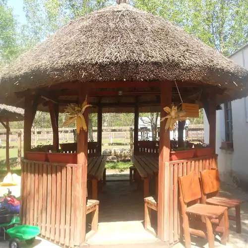 Tamás-tanya Lovas Vendégház Debrece 013 kép