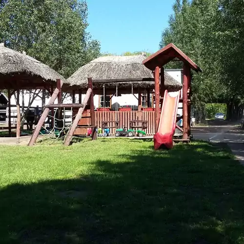 Tamás-tanya Lovas Vendégház Debrece 005 kép