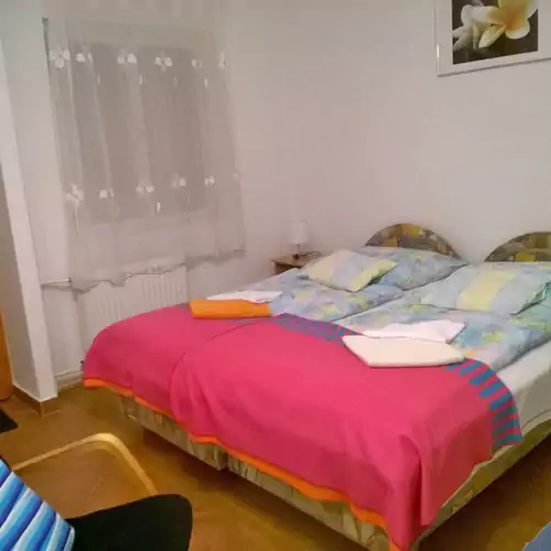 Honig Haus Apartmanház Zalakaro 004 kép