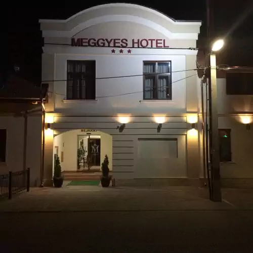 Meggyes Hotel Szerencs 031 kép