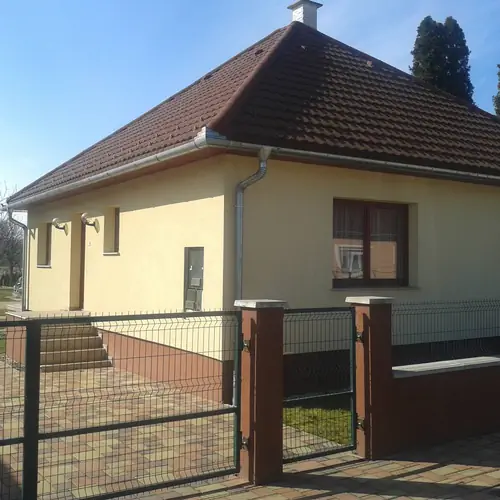 Kincsem Vendégház Bábolna 001 kép