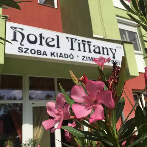 Tiffany Szálló Balatonlelle 001 kép