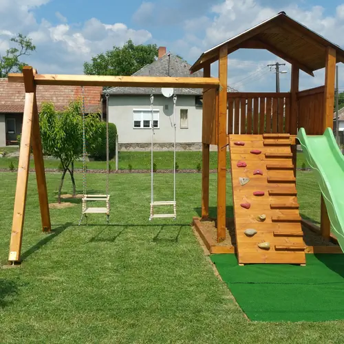 Csuzda, hint&aacute;k, homokoz&oacute;, m&aacute;sz&oacute;fal