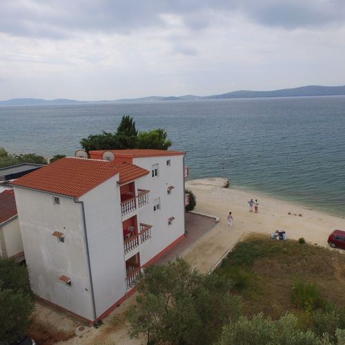 Apartman Laura Bibinje 