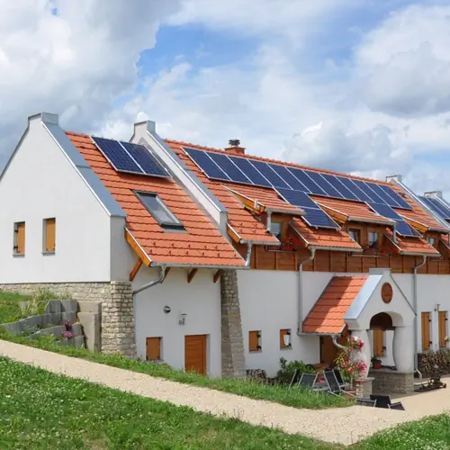 Balatoni Krokodil Vend&eacute;gh&aacute;z 