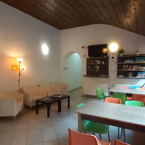 Ciszterci Szállás Pécs étkező-társalgó