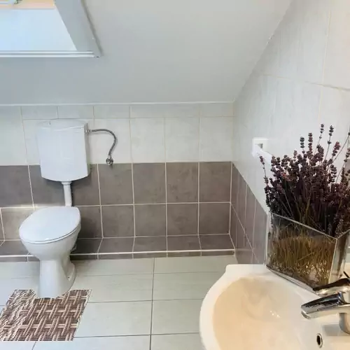 Tóparti Apartmanház Balatonszárszó 021 kép