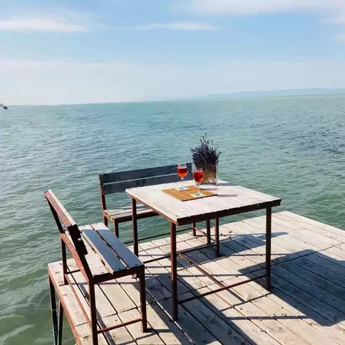 Tóparti Apartmanház Balatonszárszó 030 kép