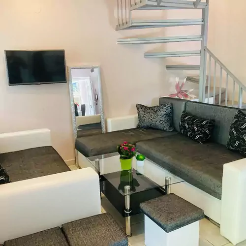 Tóparti Apartmanház Balatonszárszó 043 kép