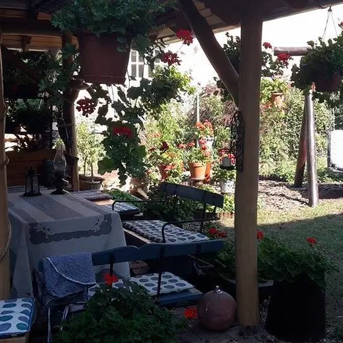 Hostel Vendégház Fót 003 kép