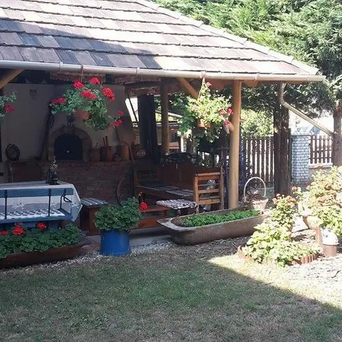 Hostel Vendégház Fót 004 kép