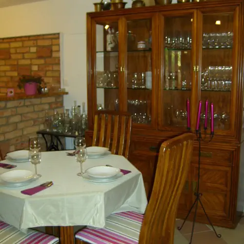 Hostel Vendégház Fót 011 kép