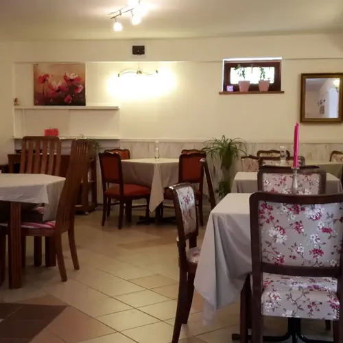 Hostel Vendégház Fót 013 kép