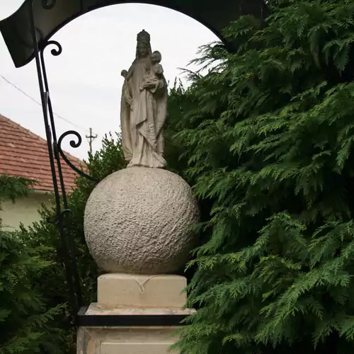 Fontana Vendégház Tát 006 kép