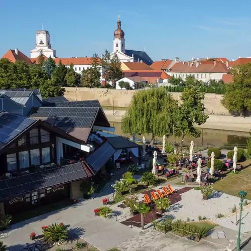 HOTEL ICON Győr 002 kép