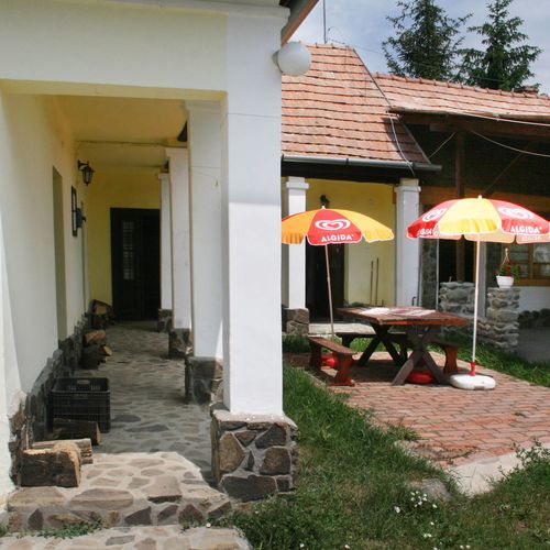 Fotó az épületről