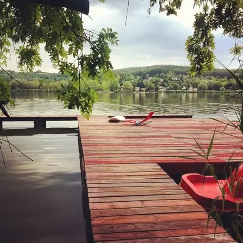 A 20 m-re l&eacute;vő st&eacute;g