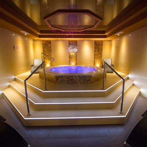 Jacuzzi