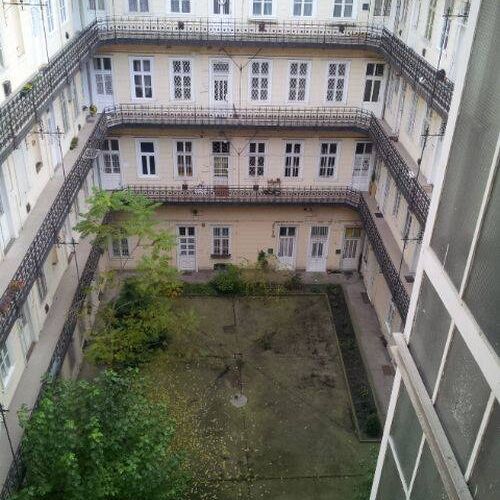 Black Apple Apartment Budapest