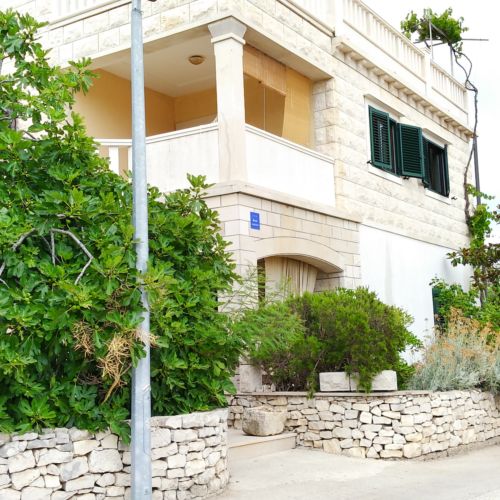 Apartment Serka Sumartin  2