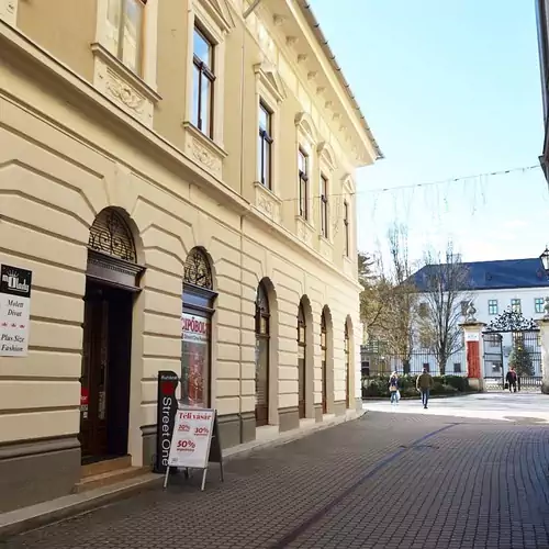 Agria Vintage Apartman Eger 035 kép