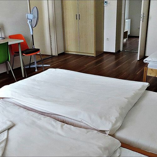 tágas, tiszta apartmanok