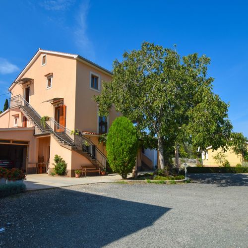 Apartmani Anton D. Malinska  3