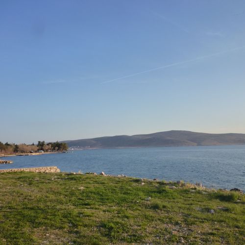 Apartmani Bili Starigrad  4
