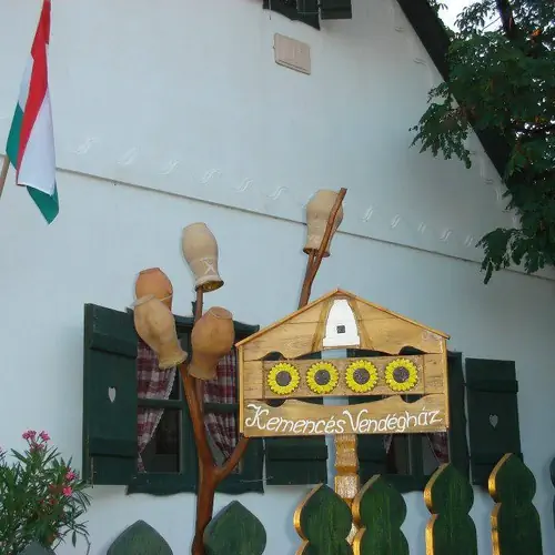 sz&aacute;ll&aacute;shely