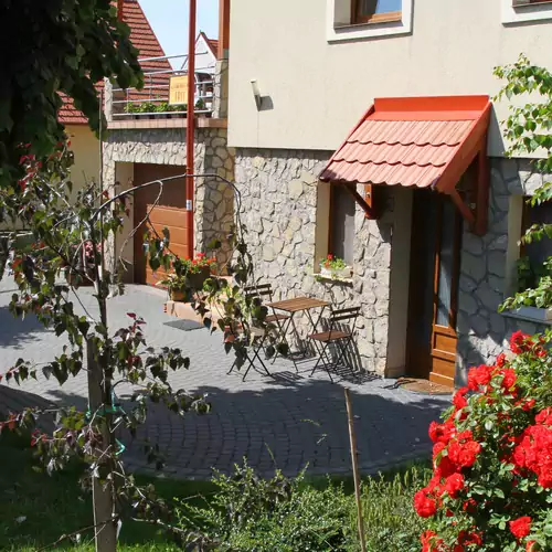 Hárs Apartman Tihany 003 kép