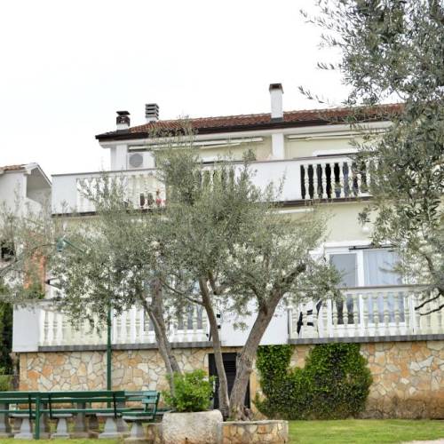 Apartment Berny Malinska  2