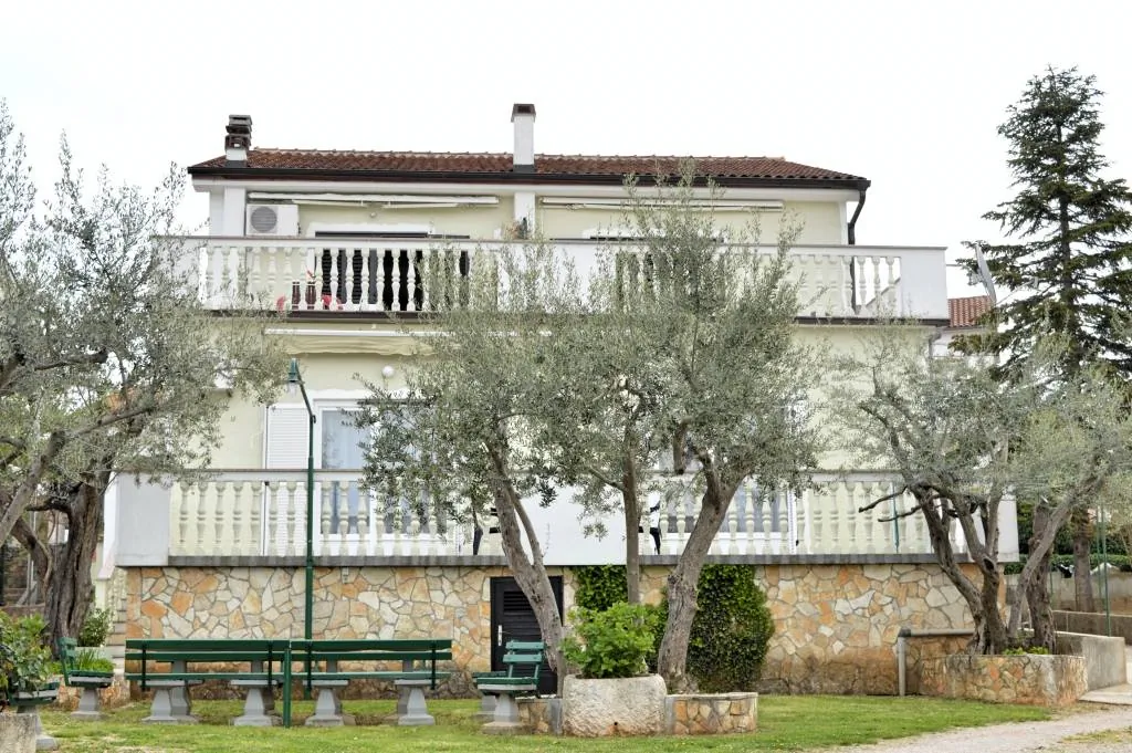 Apartment Berny Malinska