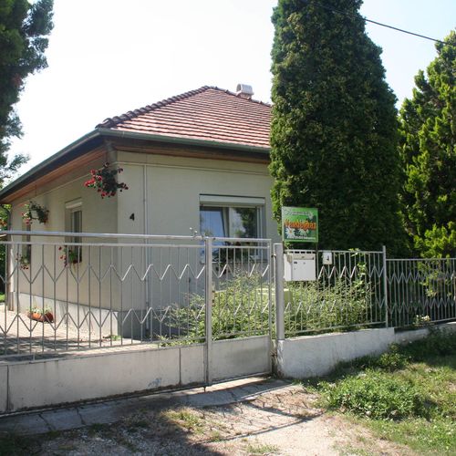 Kép az épületről
