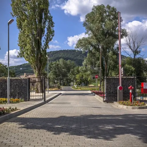 Fot&oacute; belső udvarr&oacute;l