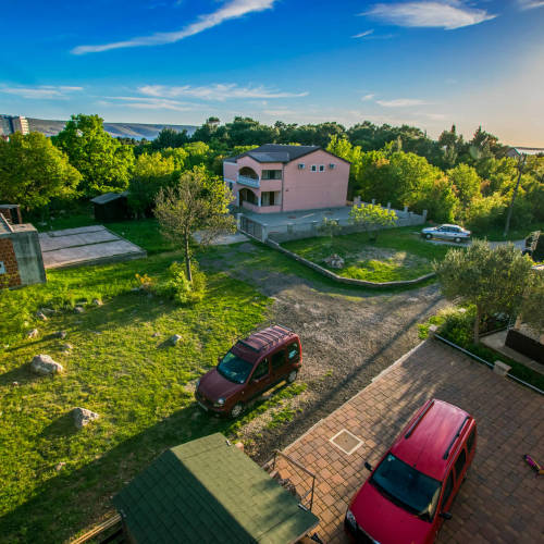 Apartman Kuco Starigrad  2