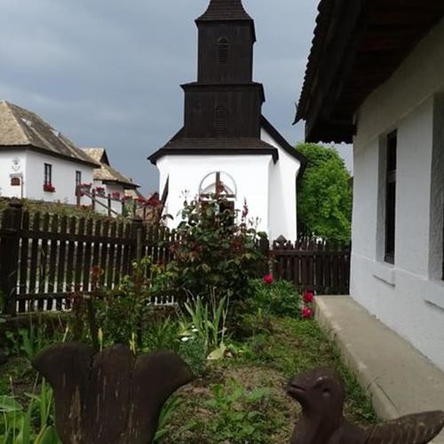 Kiskert Templommal