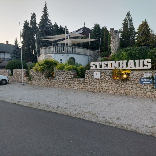 Steinhaus Bed & Breakfast Keszthely