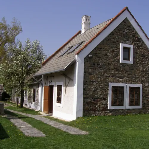  2 Lak&aacute;sos Apartman