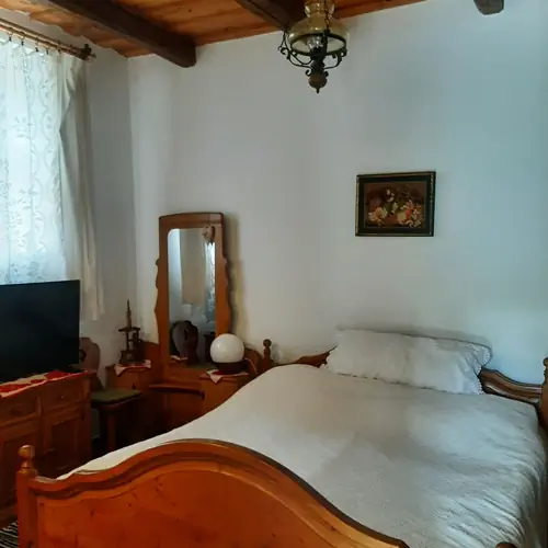 H&aacute;l&oacute;szoba