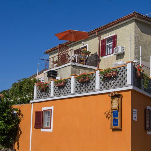Apartments Tasha Stivan  2