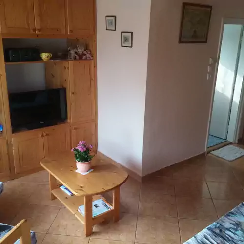 Kata Vendégház Balatonfűzfő 002 kép