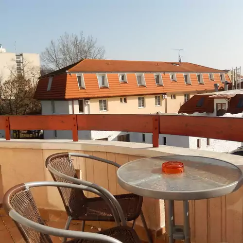 Lola Apartman Hajdúszoboszló 015 kép