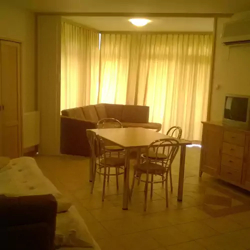 Tilcsy Apartman Balatonlelle 006 kép