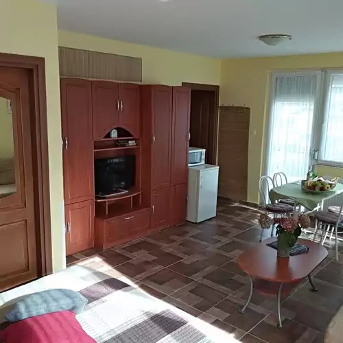 Yellow Apartmanház Bükfürdő 005 kép