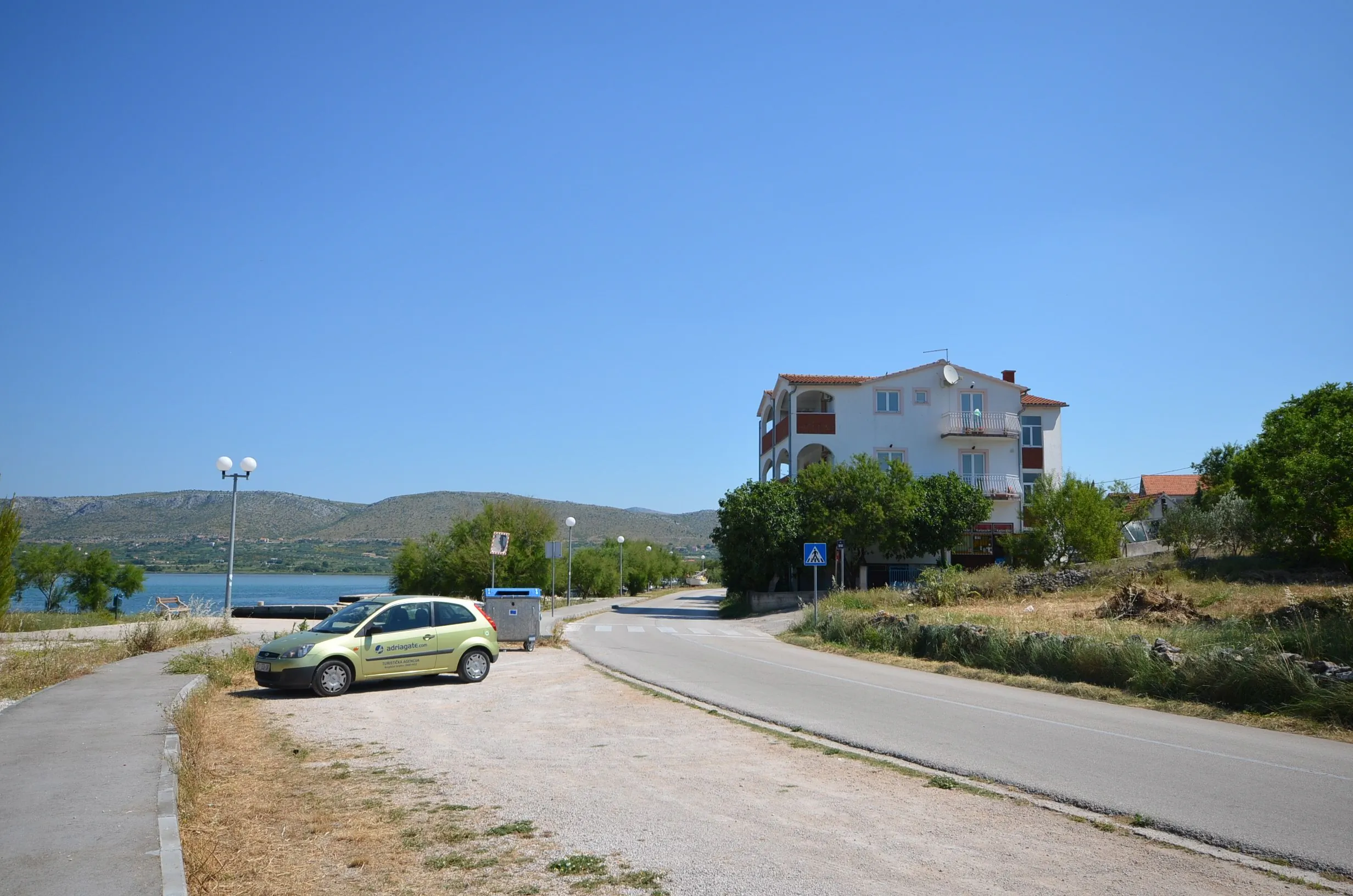 Apartments Zlatko Jadrtovac