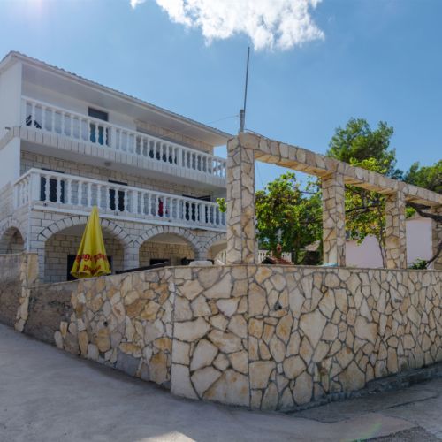 Apartment Barba Rogac  2