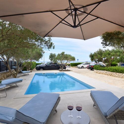 Apartments Daniela Della Novalja